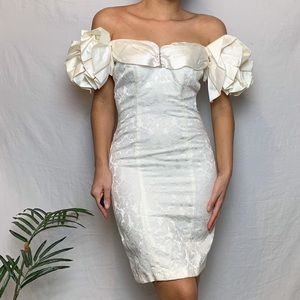 vintage puff sleeve mini dress